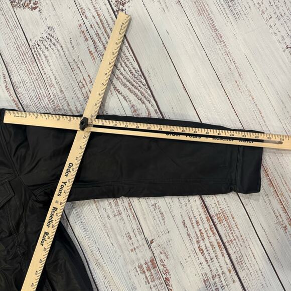 Levi’s Faux Leather Sherpa Lined Trucker Jacket Men’s XL Black Snap Front - Picture 7 of 13